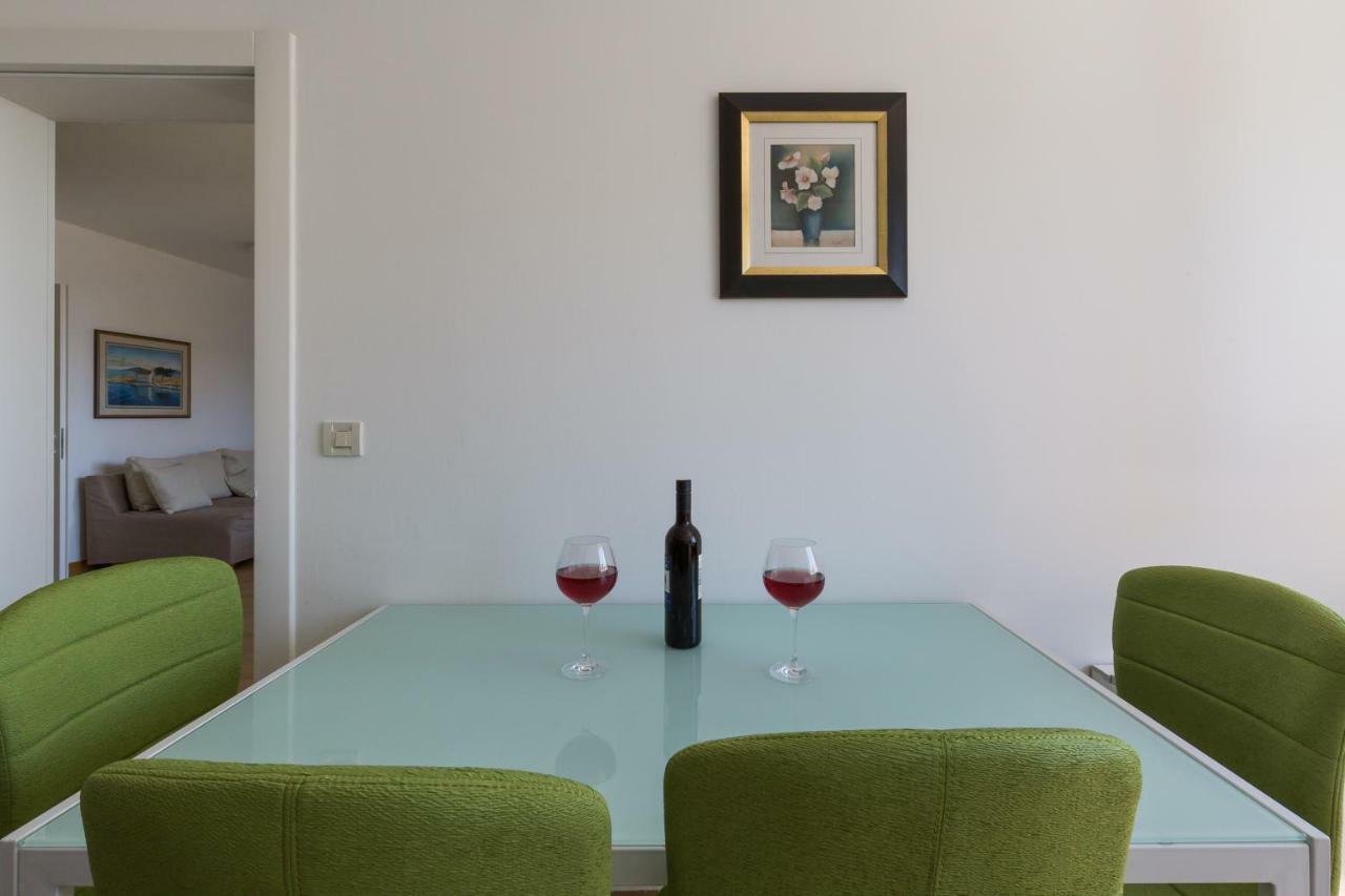 Apartment Pavic - Private Parking Zadar Eksteriør bilde