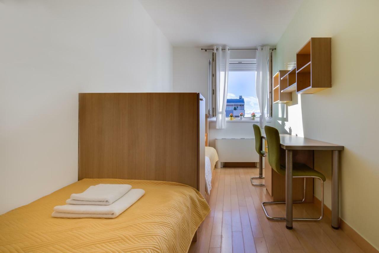 Apartment Pavic - Private Parking Zadar Eksteriør bilde