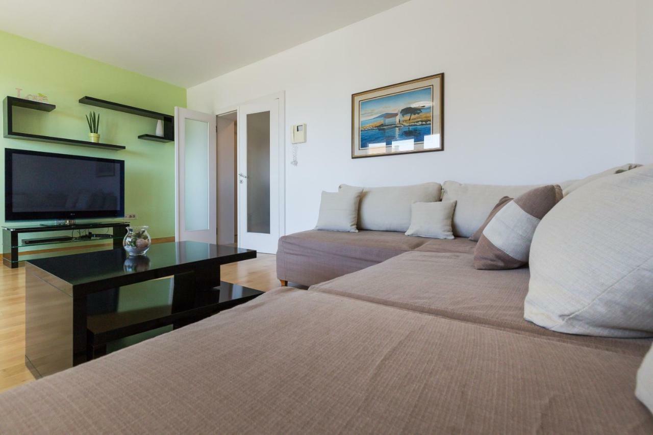 Apartment Pavic - Private Parking Zadar Eksteriør bilde