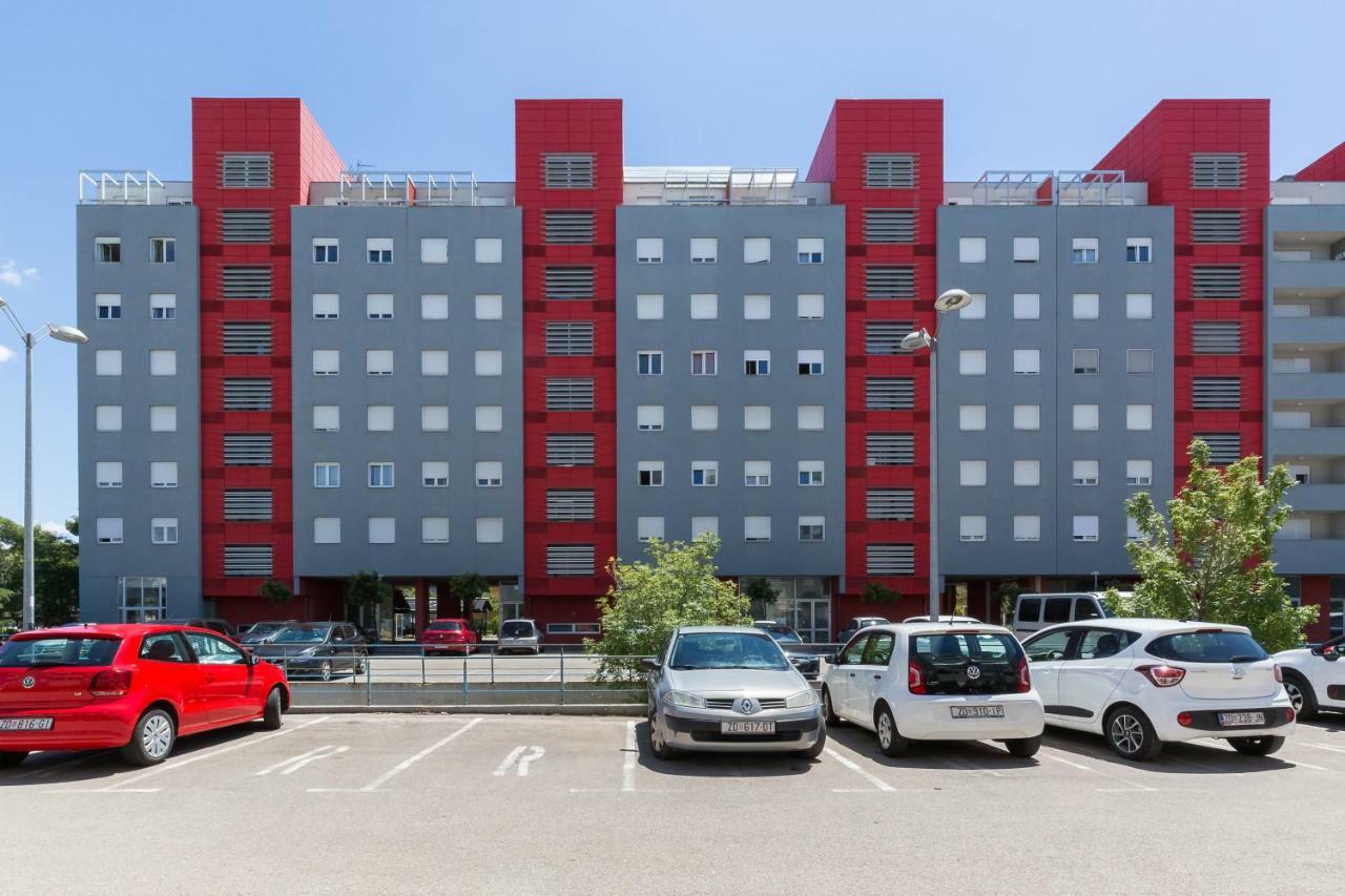 Apartment Pavic - Private Parking Zadar Eksteriør bilde