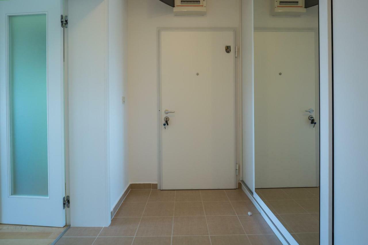 Apartment Pavic - Private Parking Zadar Eksteriør bilde
